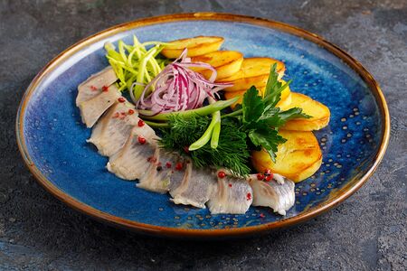 Сельдь с картофелем