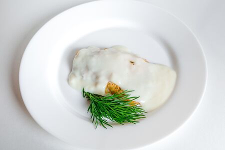 Рыба под сливочным соусом