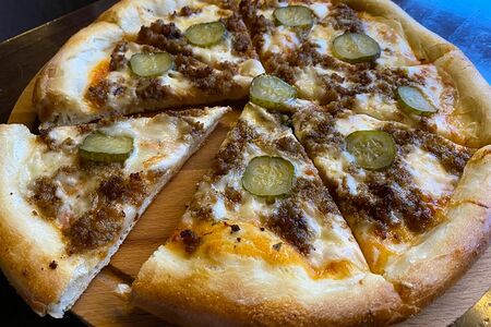 Пицца Пармская мясная