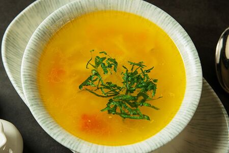 Куриный суп-лапша