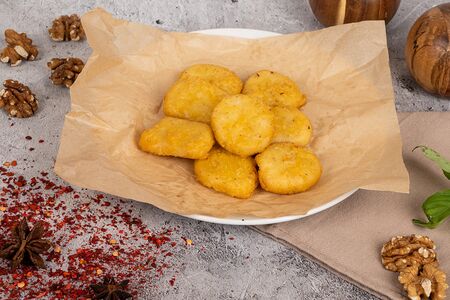 Куриные наггетсы