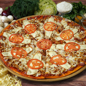 Пицца Охотничья⁣⁣