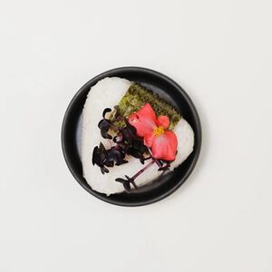 Онигири с креветками