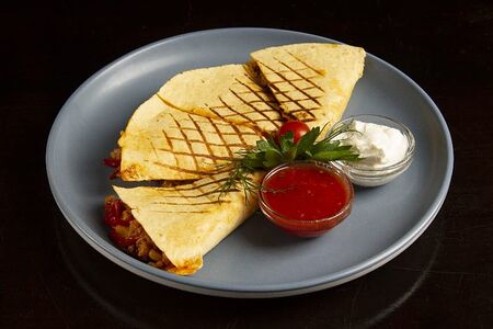 Кесадилья с говядиной