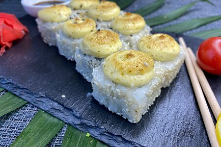 Запеченный с курицей