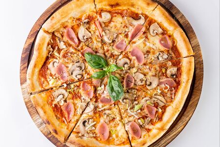 С ветчиной и грибами