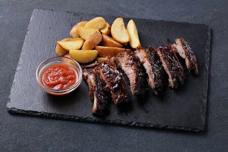 Свиные ребра BBQ