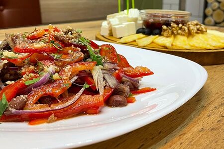 Салат Тбилиси