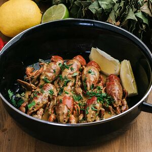 Вареный рак с соусом Том Ям (мелкий)