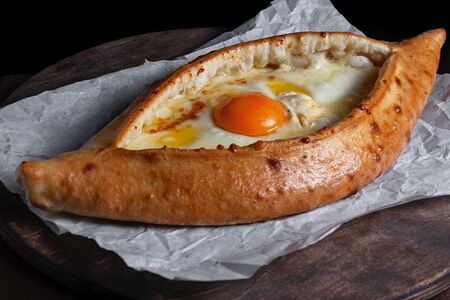 Хачапури по-аджарски