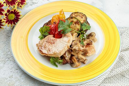 Медальоны из индейки