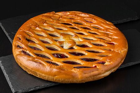 Пирог с вишней