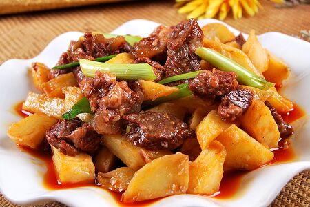 1027. Говядина с картошкой