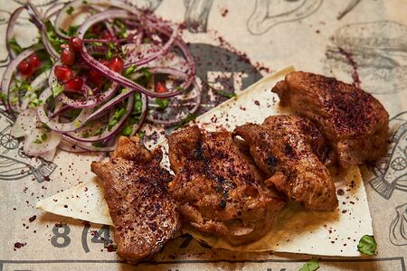 Шашлык из свинины на углях