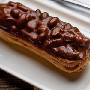 Эклер Сникерс