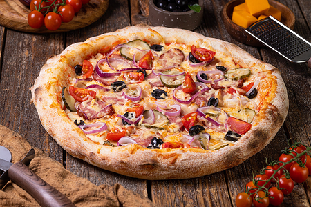 Пицца Баварская острая