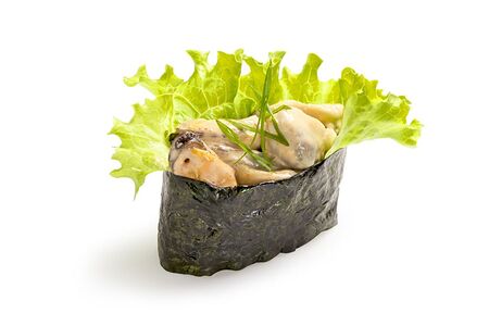 Гункан с мидиями