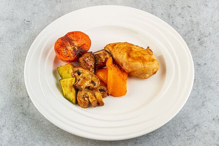 Филе цыпленка с овощами