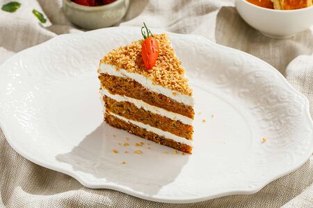 Морковный торт