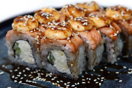 Ролл запеченная Филадельфия Lite