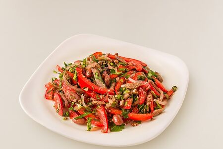 Салат из телятины