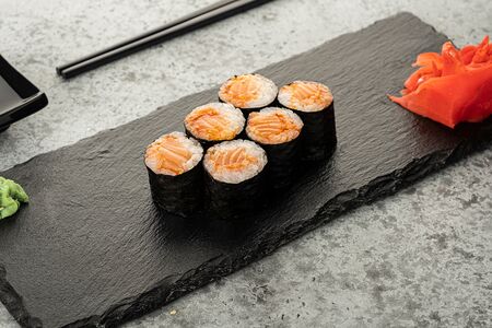 Ролл острый