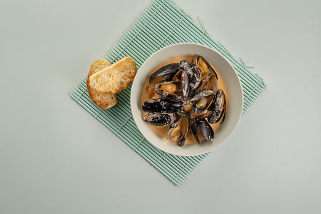 Мидии в соусе чеддер