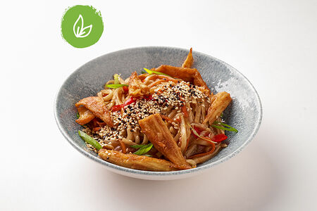 Удон с овощами и фучжу