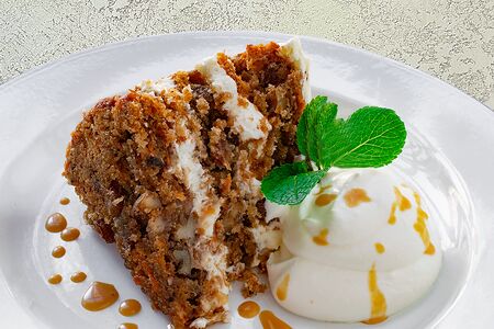 Морковный пирог