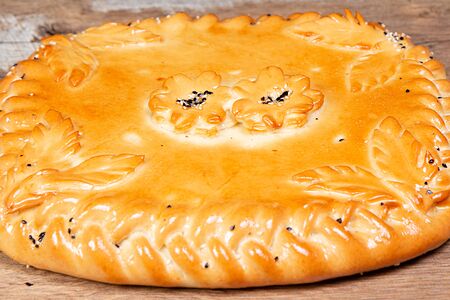 Пирог с горбушей и картофелем