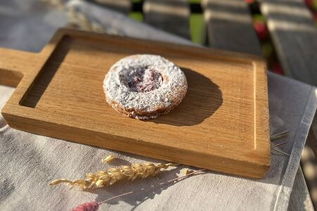 Печенье песочно-ореховое с малиновым конфитюром