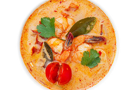 Том ям с креветками