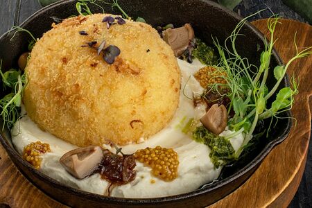 Колобок фаршированный копченой уткой