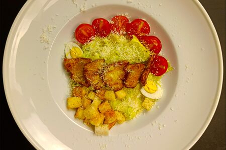 Цезарь с курицей