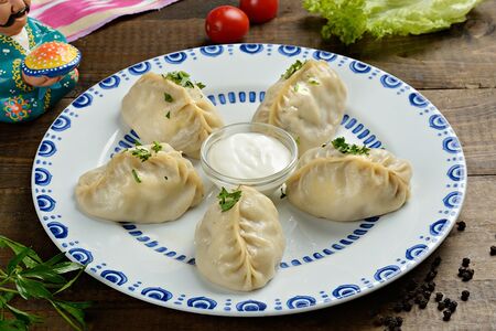 Манты, лепешка и супы на выбор