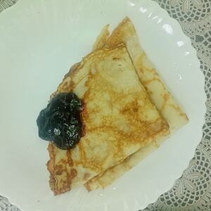 Блинчики с черничным джемом 2 шт.