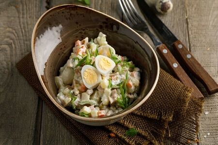 Оливье с цыпленком