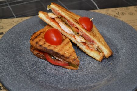 Сэндвич с курицей