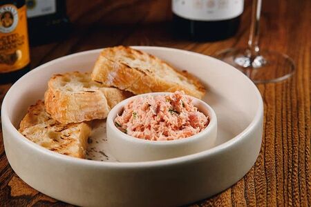 Риет из лосося