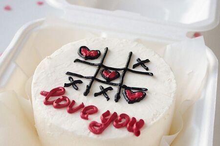 Бенто-торт Love you крестики-сердечки