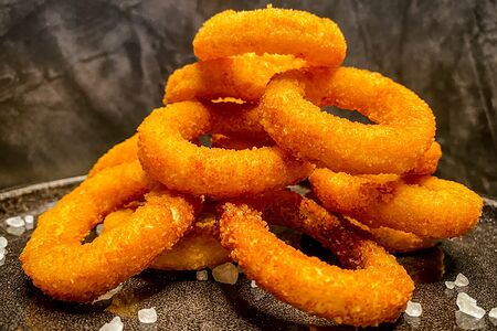 Луковые кольца в панировке