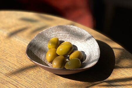 Маринованные оливки