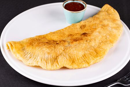 Чебурек с бараниной