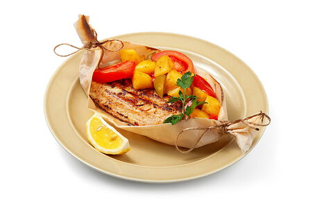 Филе горбуши с овощами