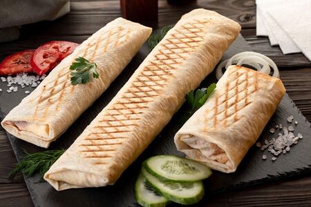 Средняя шаурма с курицей