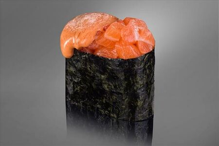 Суши спайси лосось