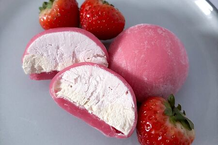 Моти Клубничный тирамису