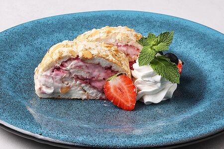 Меренговый рулет