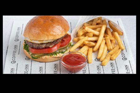 Чикен бургер с фри