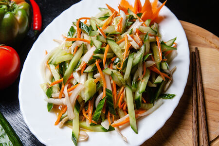 Кальмар с огурцом